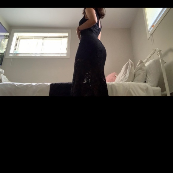 ✨Formal Le Chateau gown✨ - Picture 4 of 10